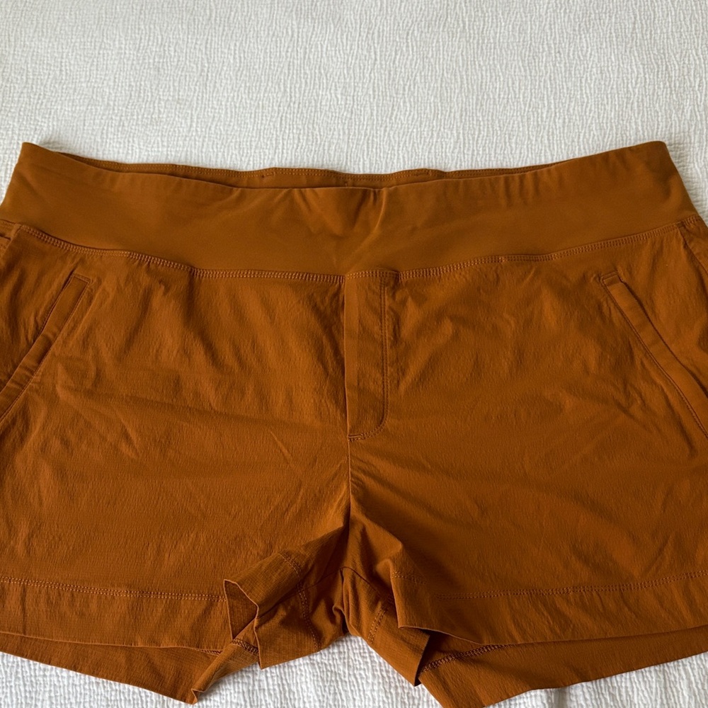 Athleta Women's Rust Athletic Shorts